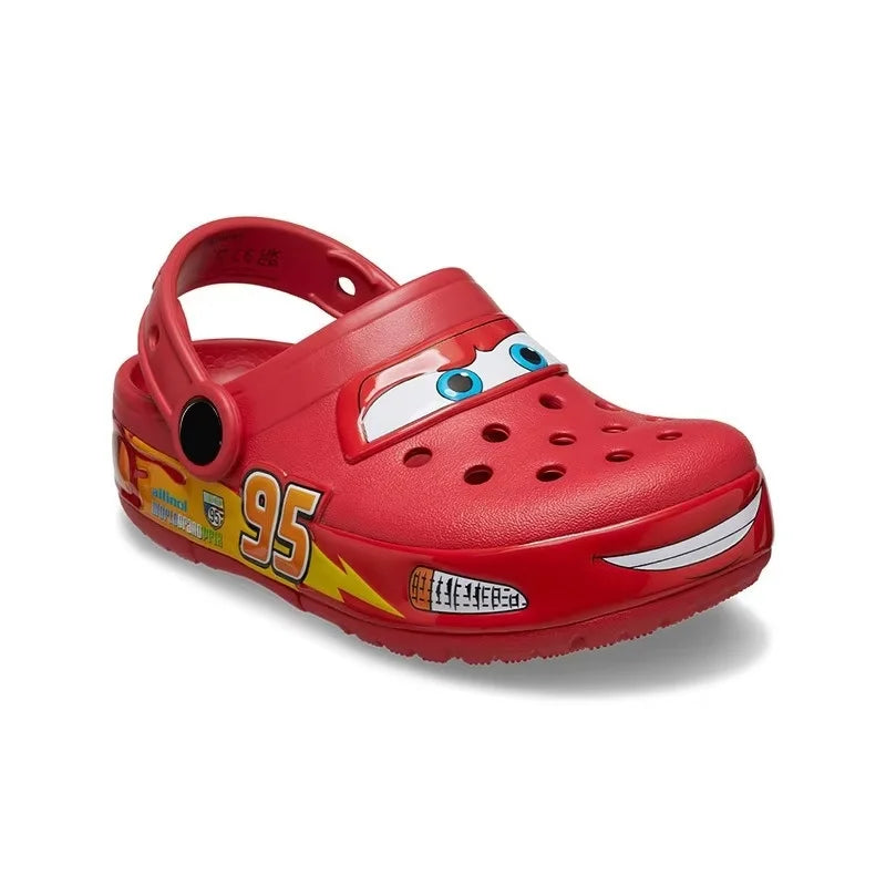 Lightning Mcqueen Pixar Crocs flashing light Outdoor beach slippers Cute Cartoon anime Pool anti slip No95 cars slippers